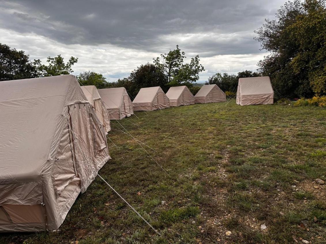 Camping Du Lac 圣于连迪韦尔东 外观 照片